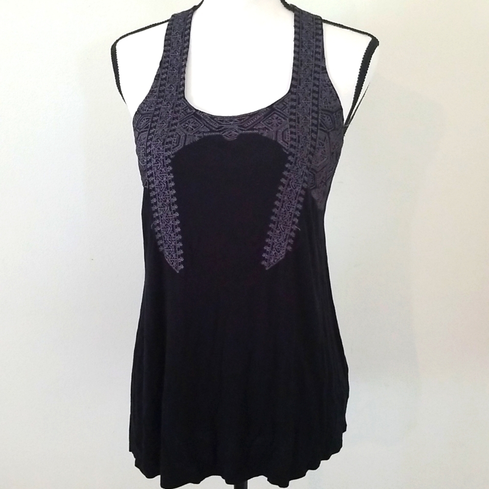 12th Street Cynthia Vincent Black Embroidered top P/XS